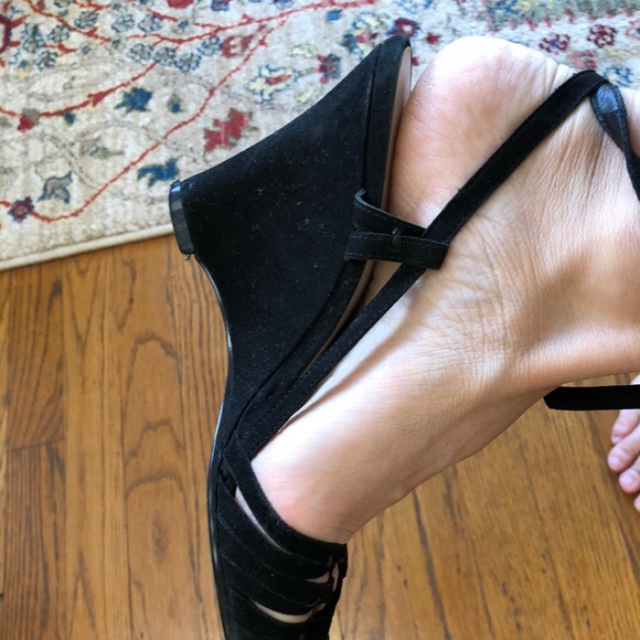 Nine West black suede leather ankle tie wedge 6.5M - Picture 4 of 8